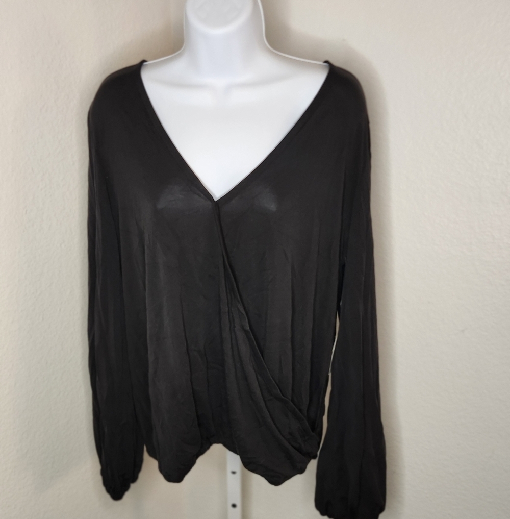 Chelsea & Theodore Black Longsleeve Blouse Top Size Large